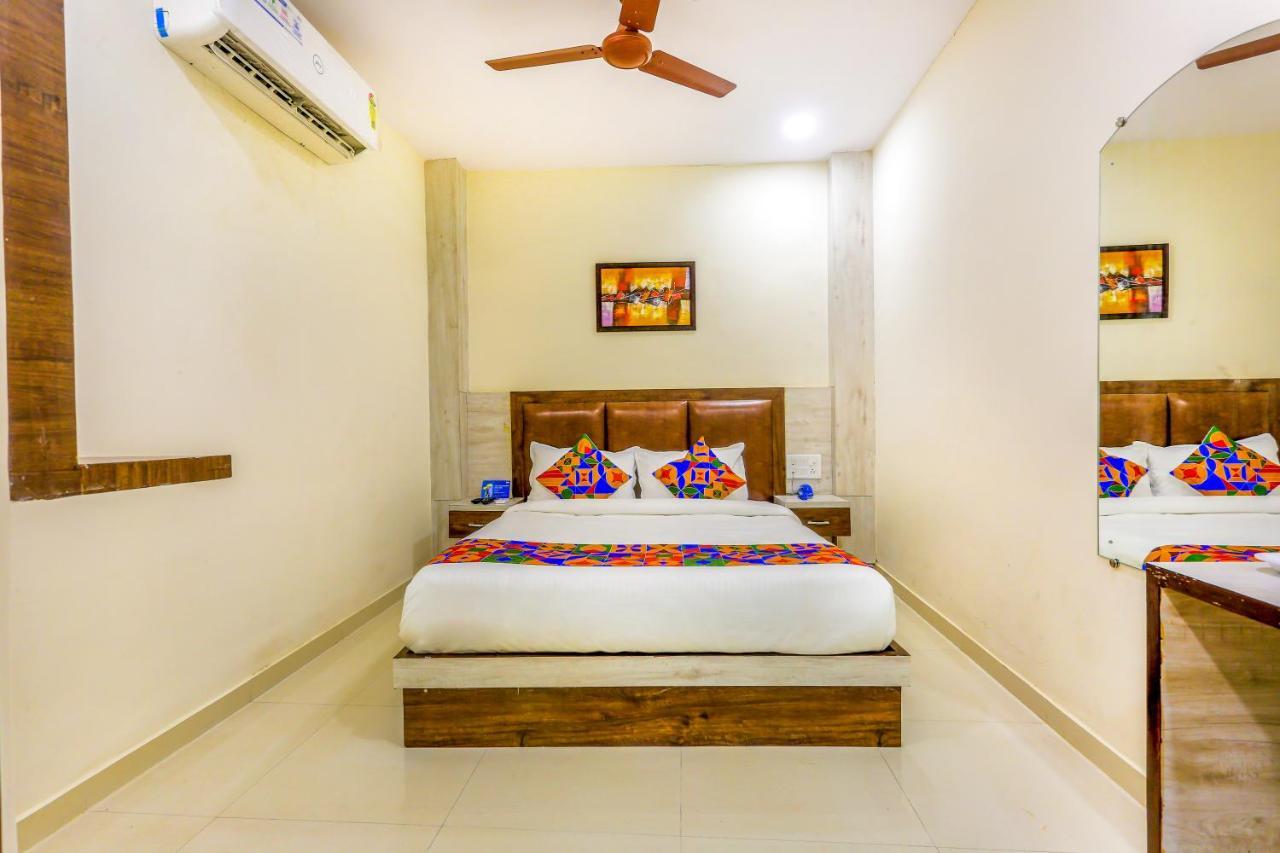 Hotel Fabhotel Tavakkal Mumbai