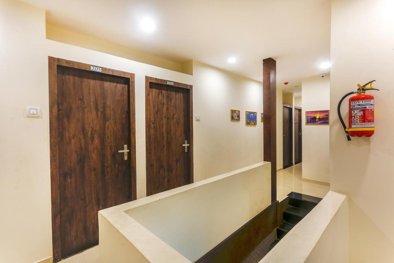Fabhotel Tavakkal Mumbai