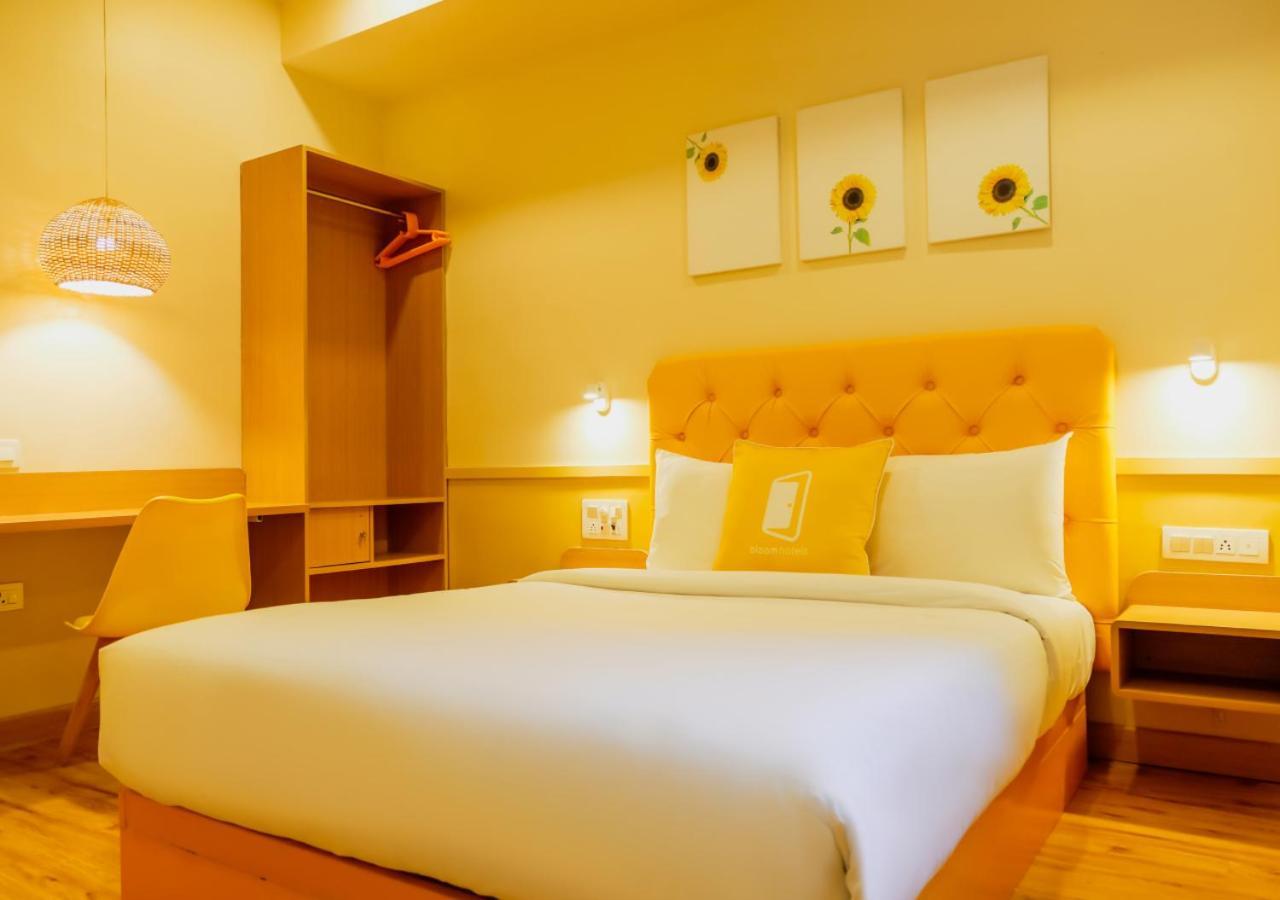 Hotel Bloom - Worli South Mumbai