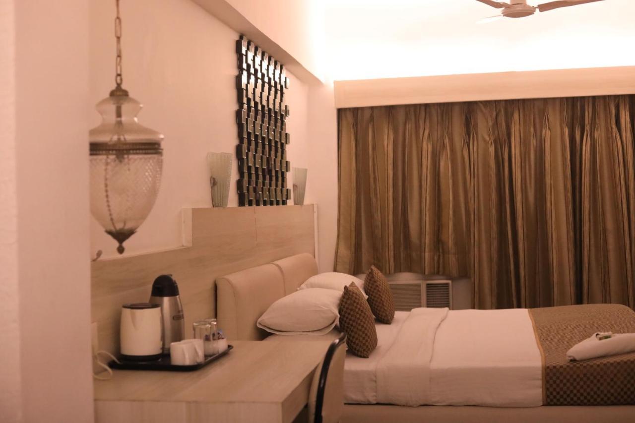 Hotel Samraj 2*