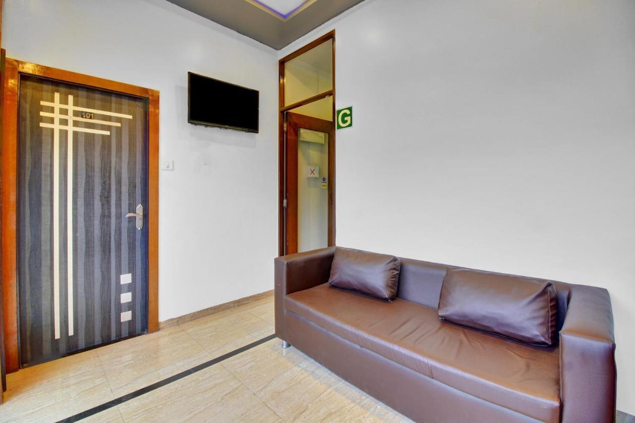 Hotel Flagship 83490 Hotel Bently Palace Mumbai