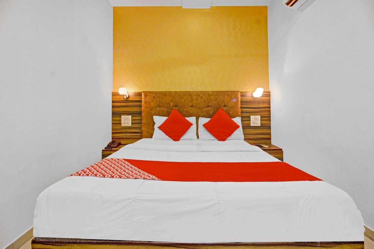 Flagship 83490 Hotel Bently Palace Hotel Mumbai