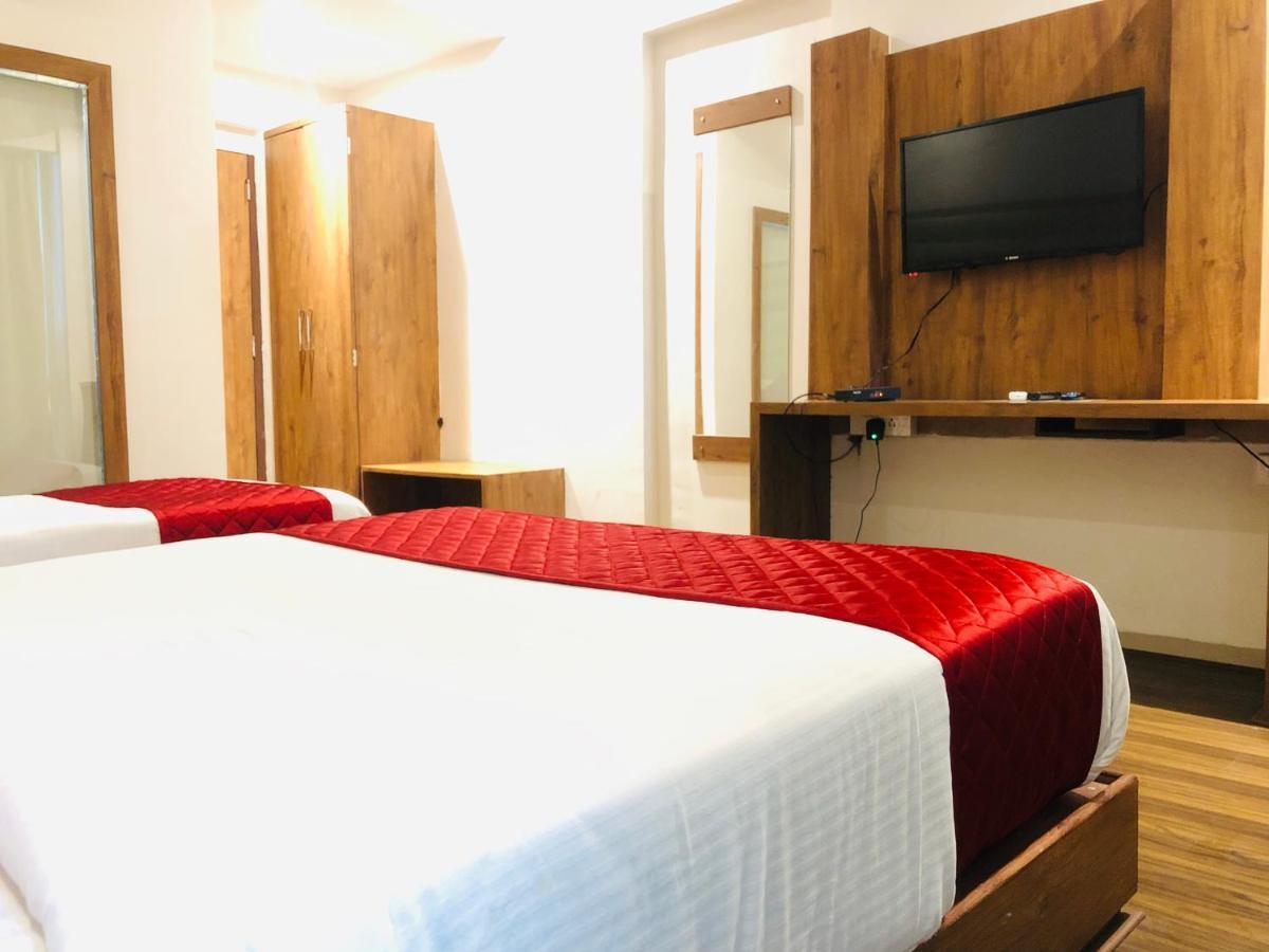 Bkc Grand- Near Trade Centre, Visa Consulate 2*