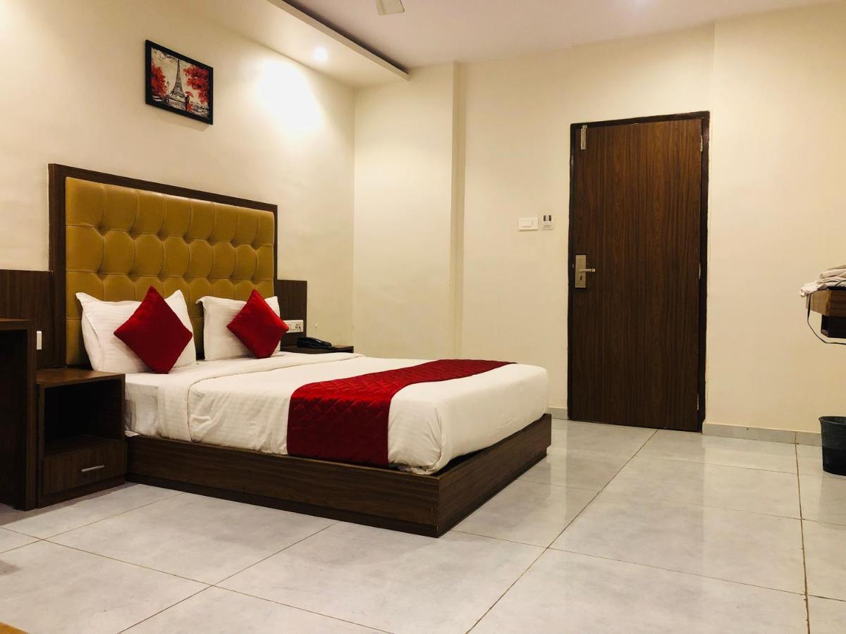 Bkc Grand- Near Trade Centre, Visa Consulate Hotel 2*
