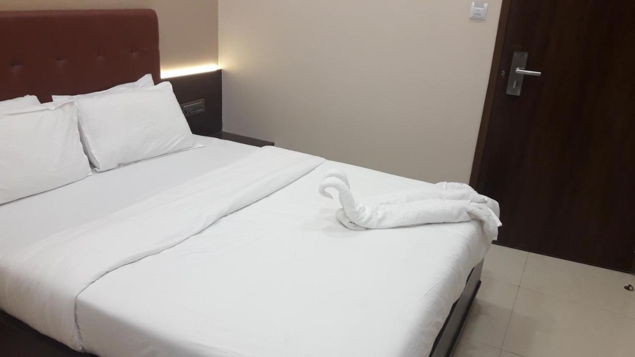 Hotel Shine Hospitality Empire