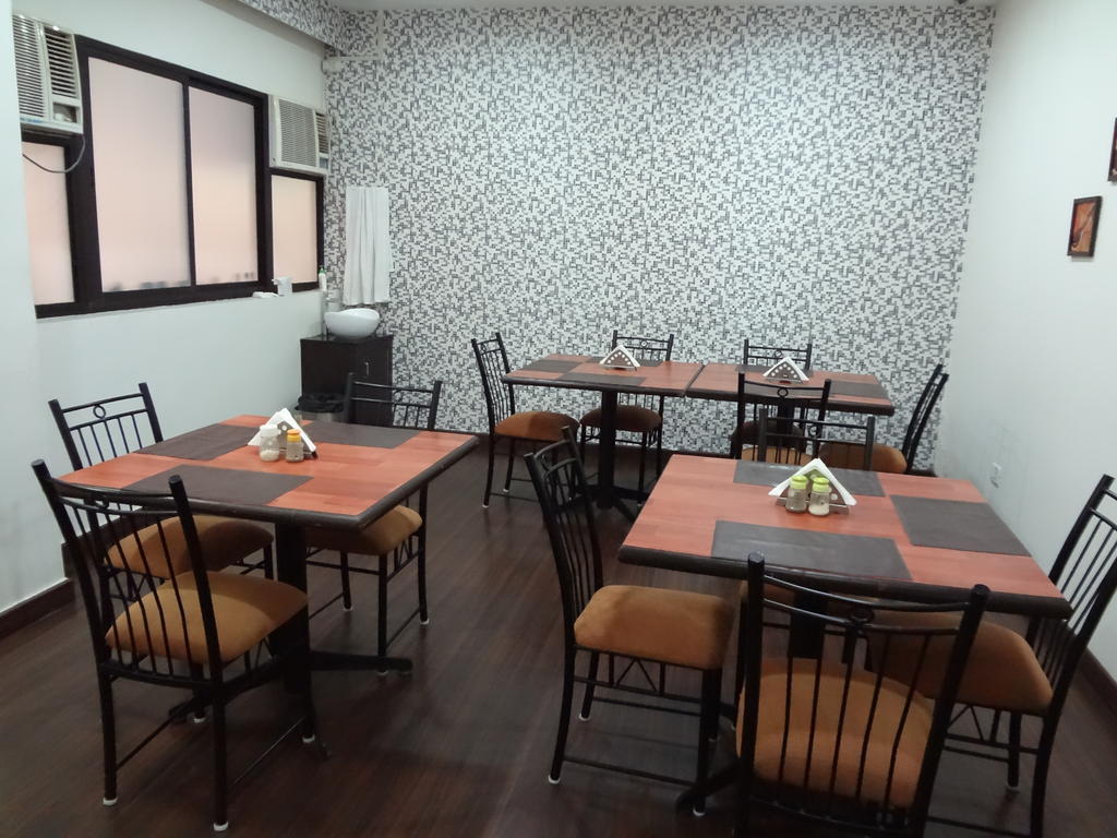 Bharat Avenue Hotel 3*