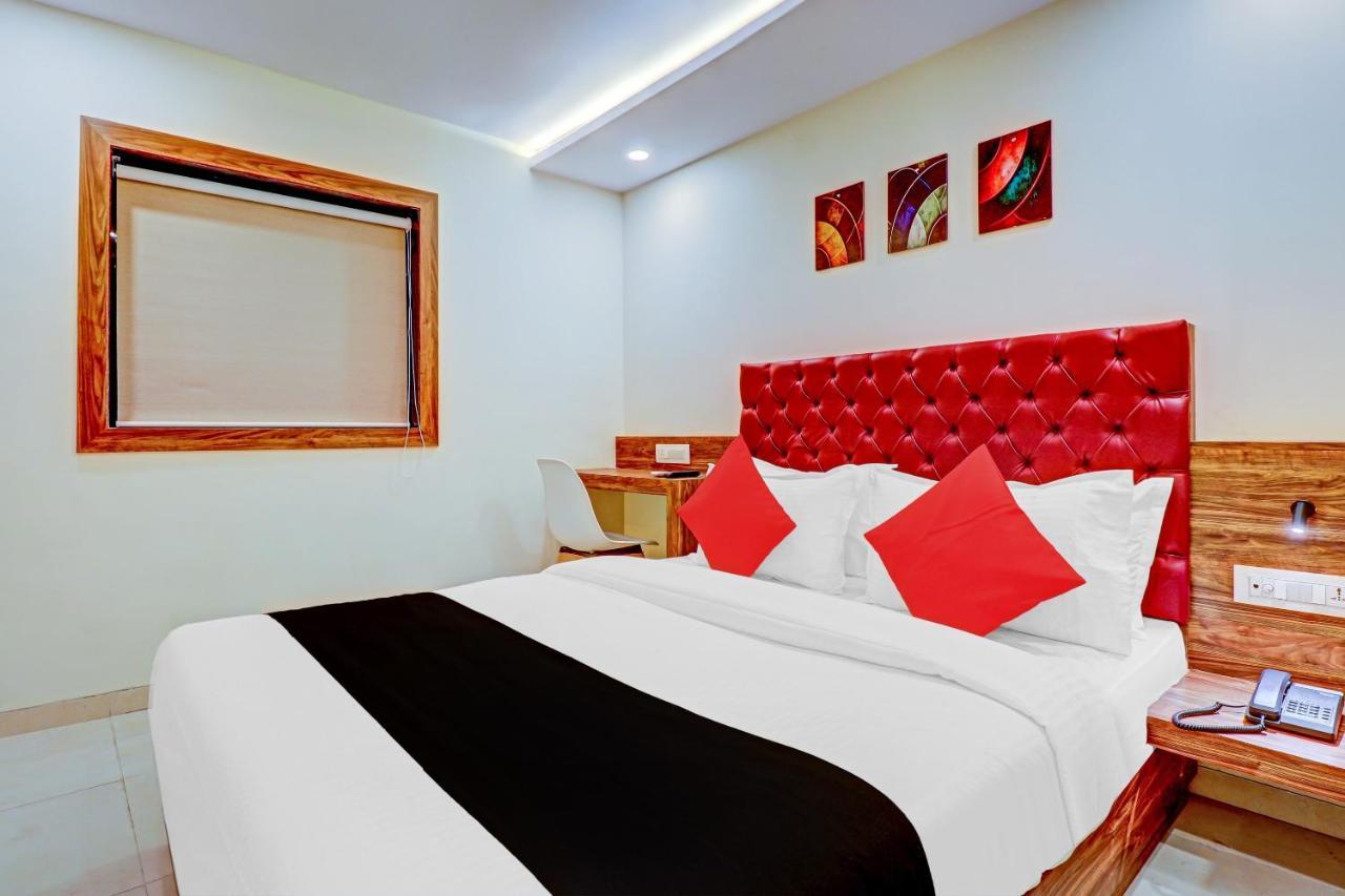 Capital O 79228 Peninsula Suites 3*