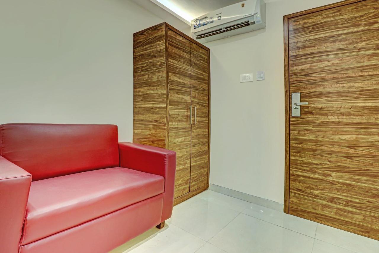 Hotel Capital O 79228 Peninsula Suites 3*