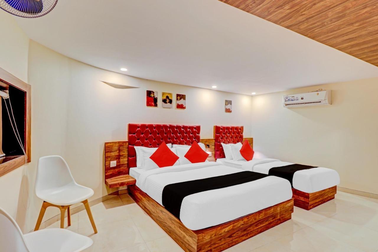 Capital O 79228 Peninsula Suites Hotel