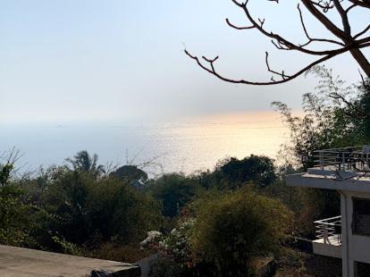 Eko Stay- Tropical Villa Mumbai