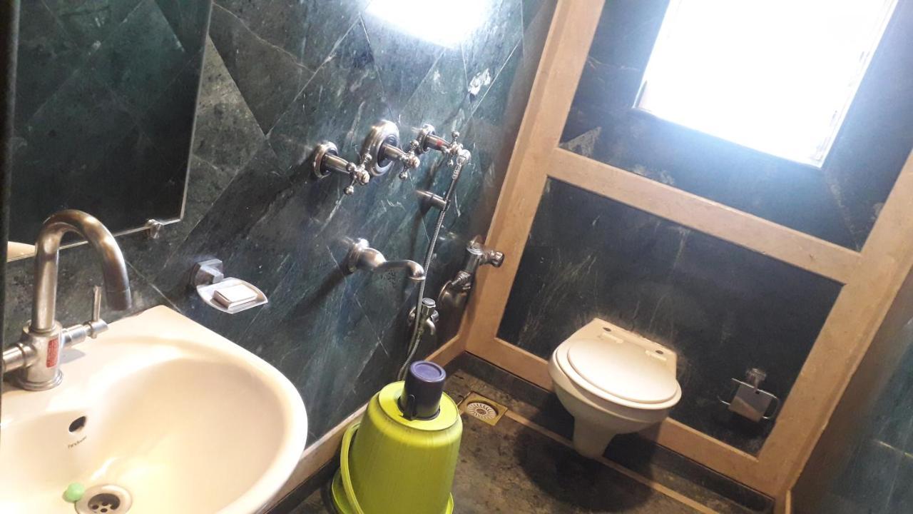Shine Hospitality Crown Mumbai