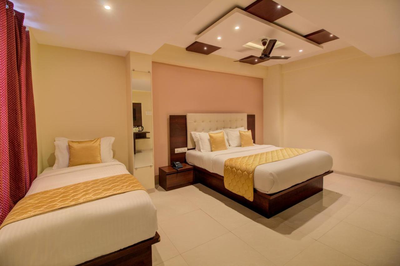 Malad Opposite Malad Railway Station 3* Mumbai