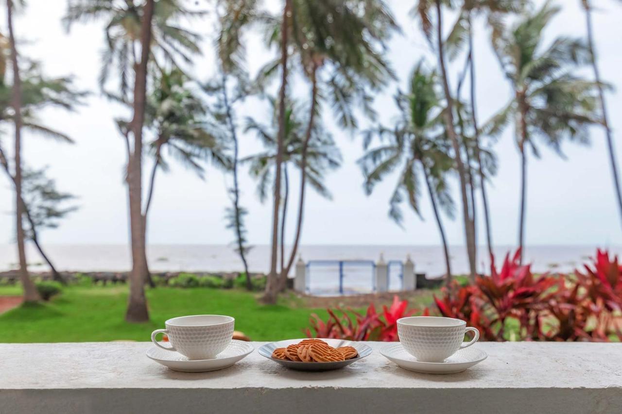 Stayvista's Bharat - Beachfront Serenity With A Spacious Lawn Villa