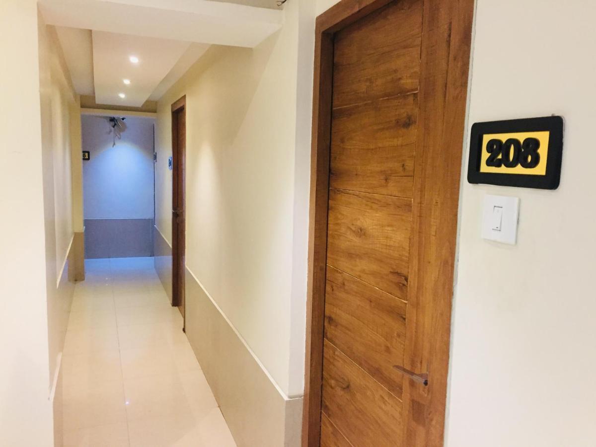 Hotel Fabhotel Regal Inn Mumbai