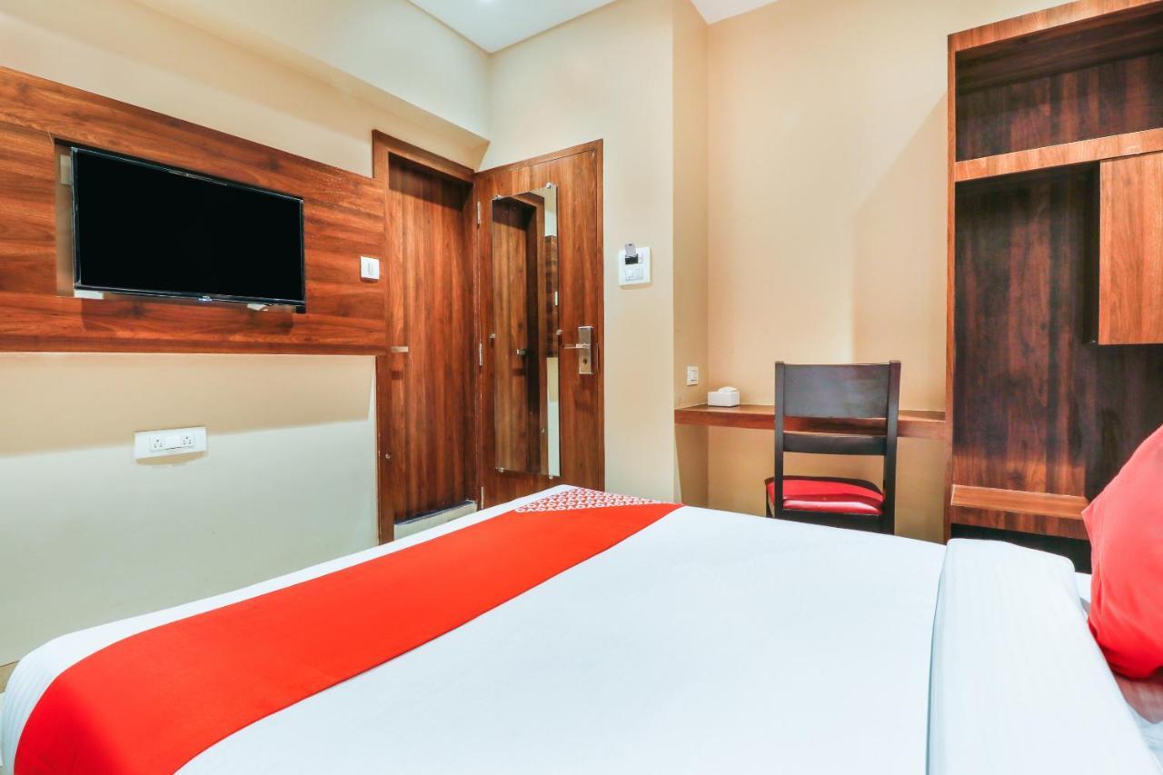 Oyo 70475 Sea Breeze 3* Mumbai