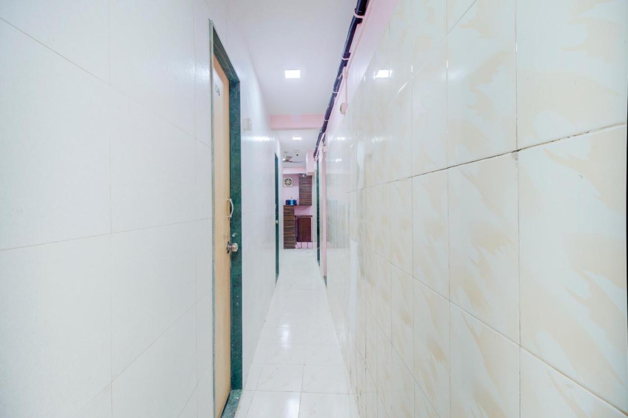 Spot On Mum2048 Gulzar Hotel Mumbai