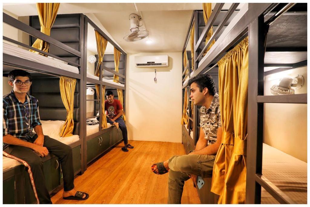Hostel Social Hubz *