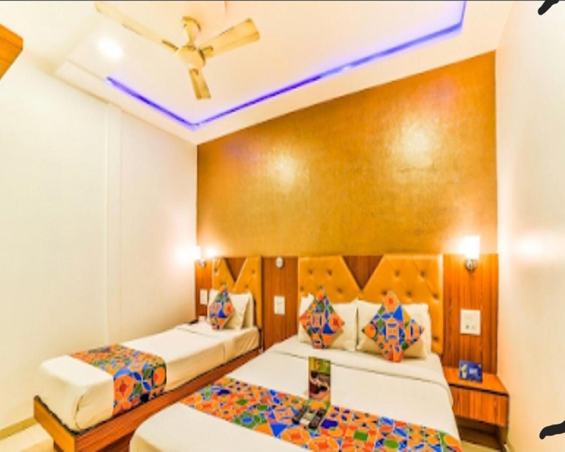 Flagship 83490 Hotel Bently Palace