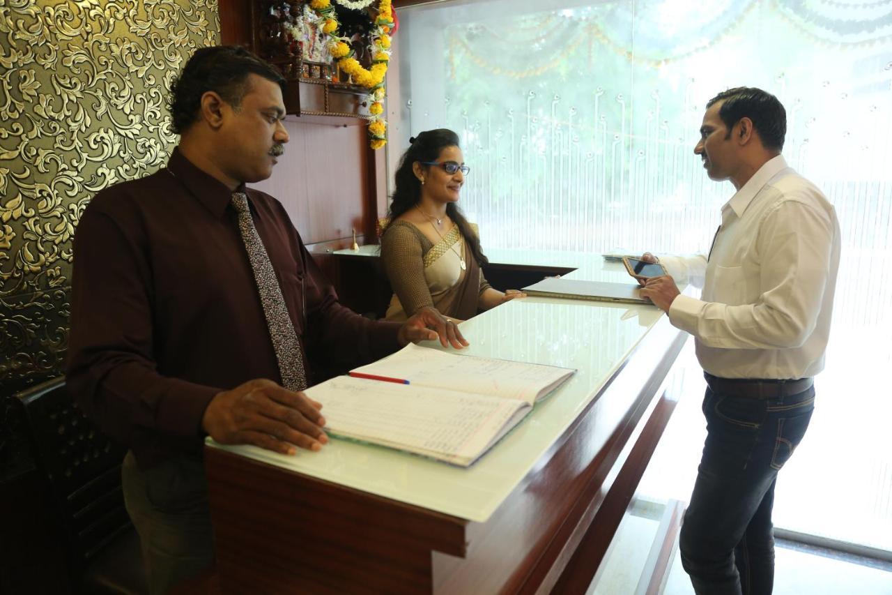 Super Collection O Airport Metro Andheri East Hotel Mumbai