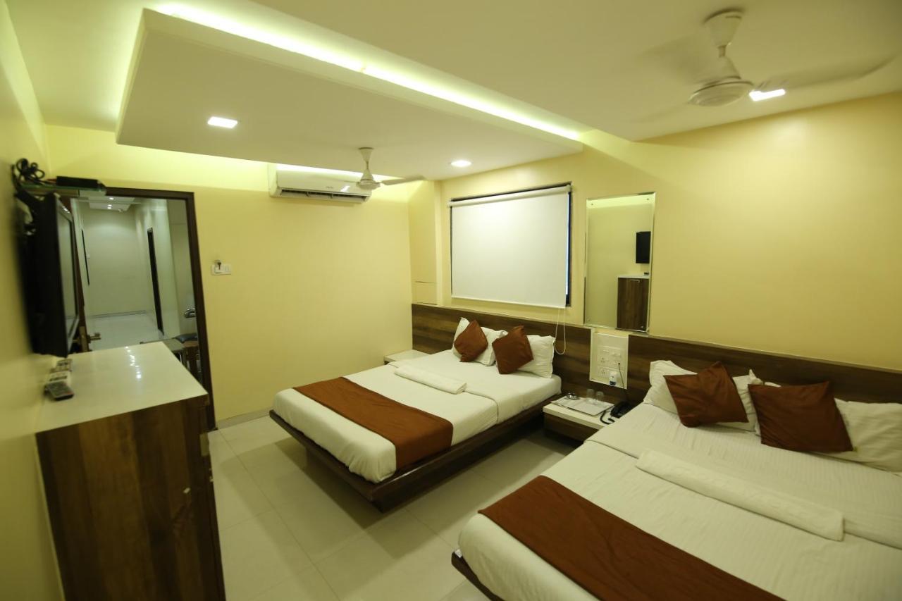 Hotel Super Collection O Airport Metro Andheri East Mumbai