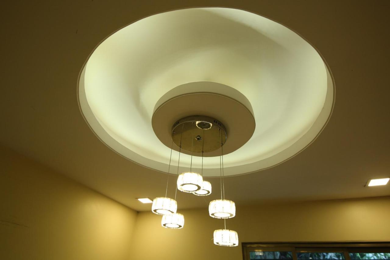 Super Collection O Airport Metro Andheri East Hotel 3*