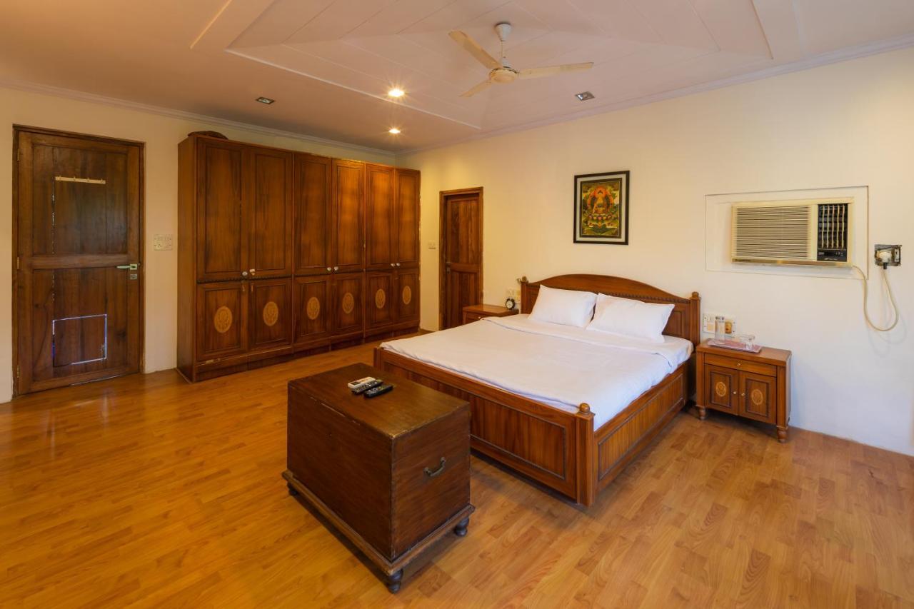 Villa Saffronstays Birdsong, Madh - Pet-friendly At Madh Island Mumbai