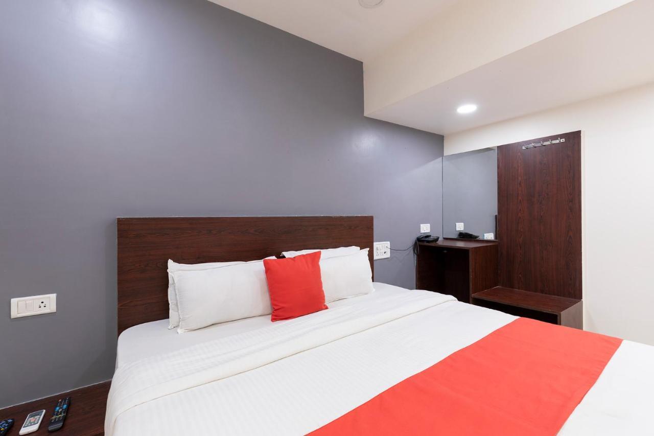 De Classico Mhada Hotel
