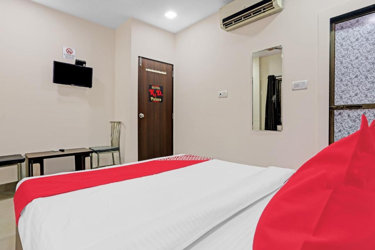 Oyo 85804 K D Palace 3* Mumbai