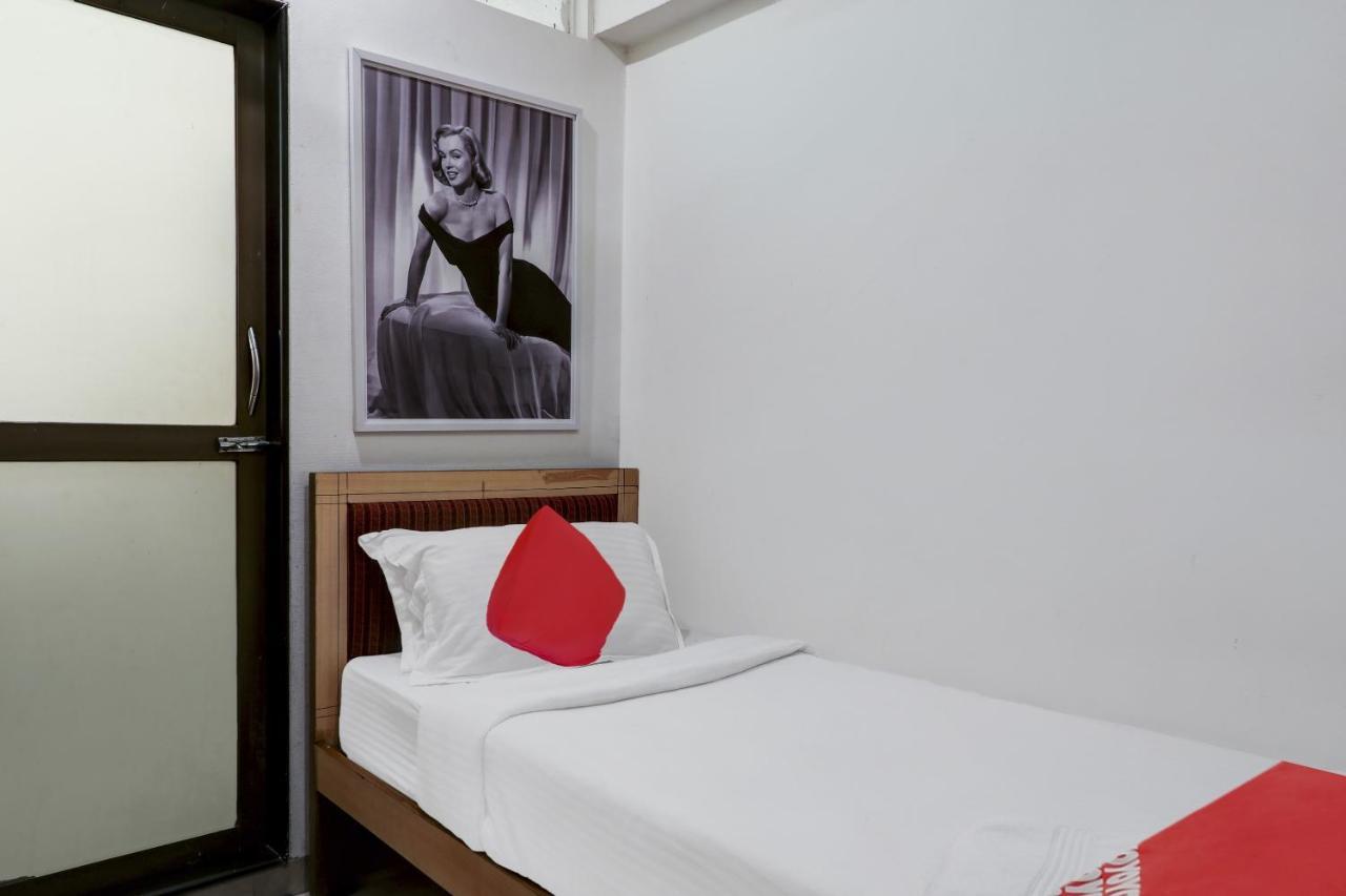 Hotel Oyo Flagship 572 Santacruz West