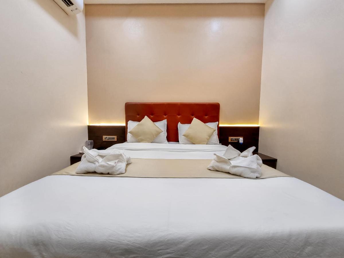 Empire - Near International Airport