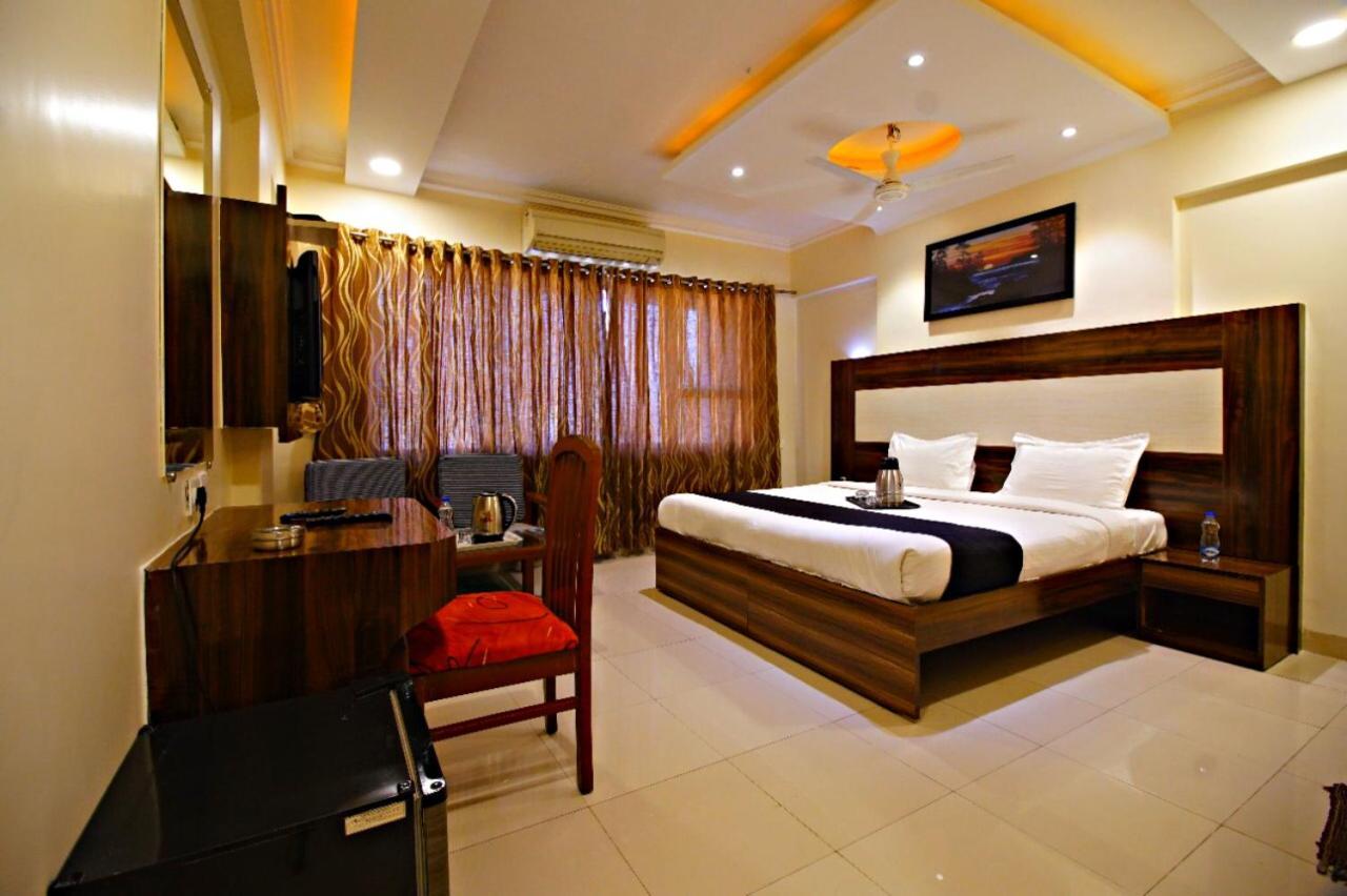 Mina International Hotel 3*