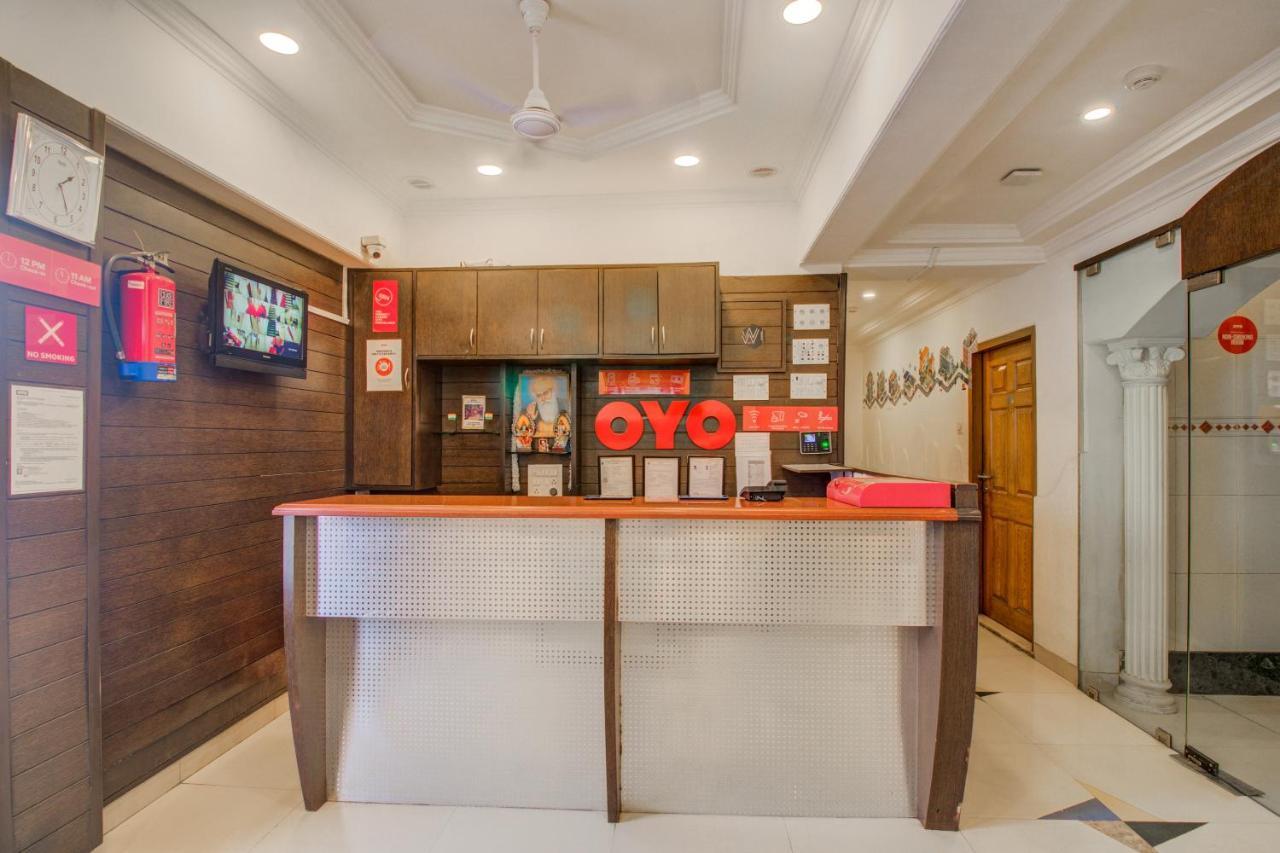 Hotel Oyo Flagship 572 Santacruz West Mumbai