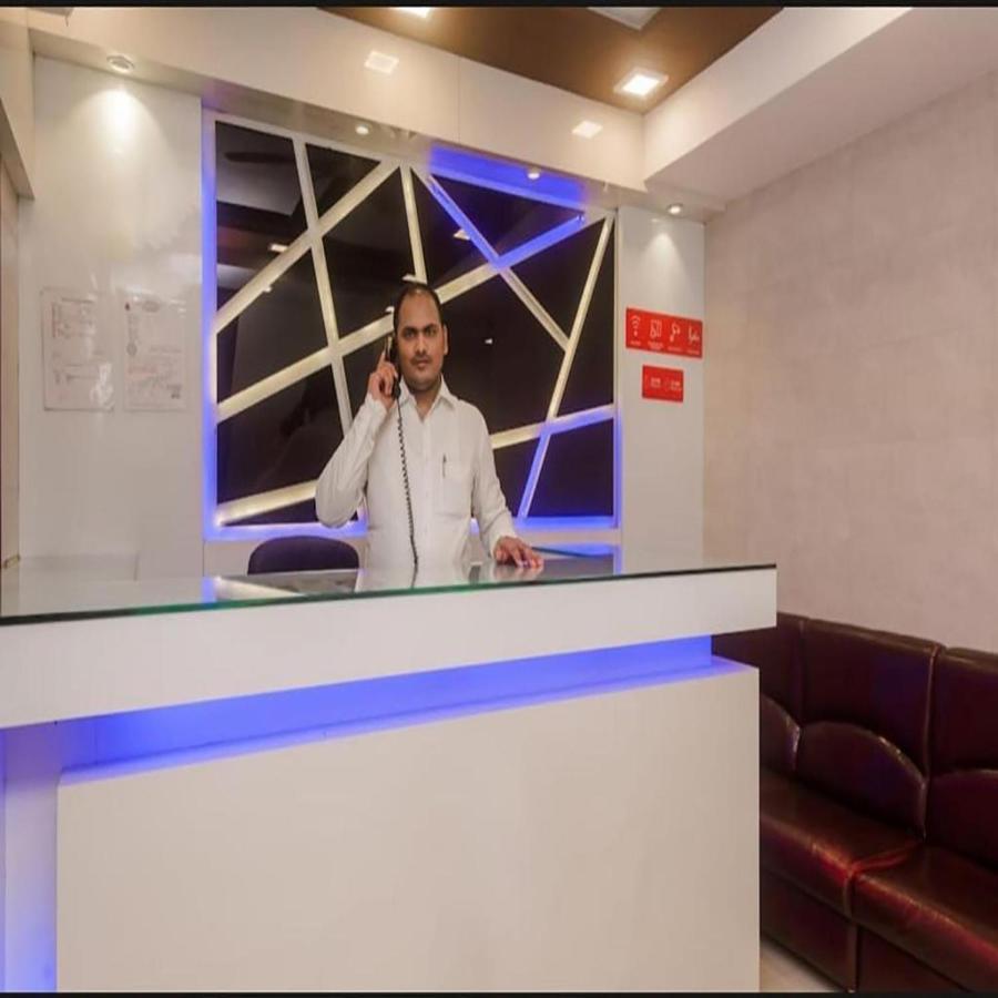 Hotel Plaza- Near Byculla Railway Station Mumbai