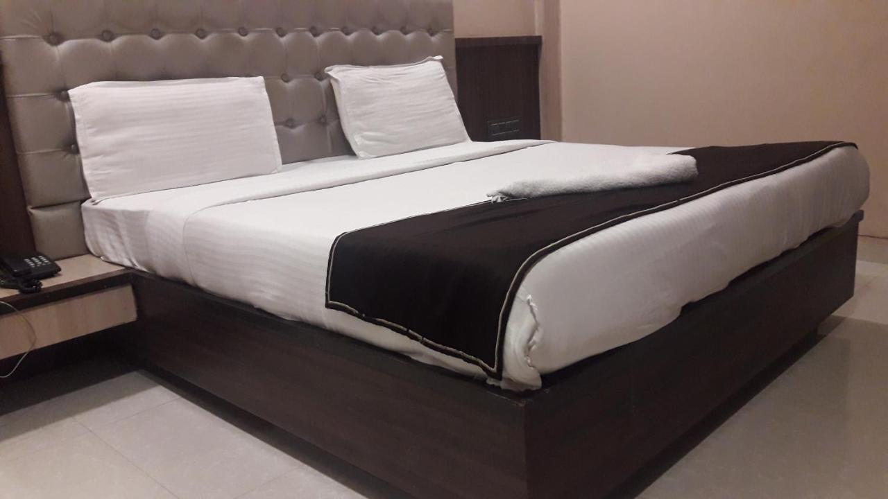 Shine Hospitality Crown *
