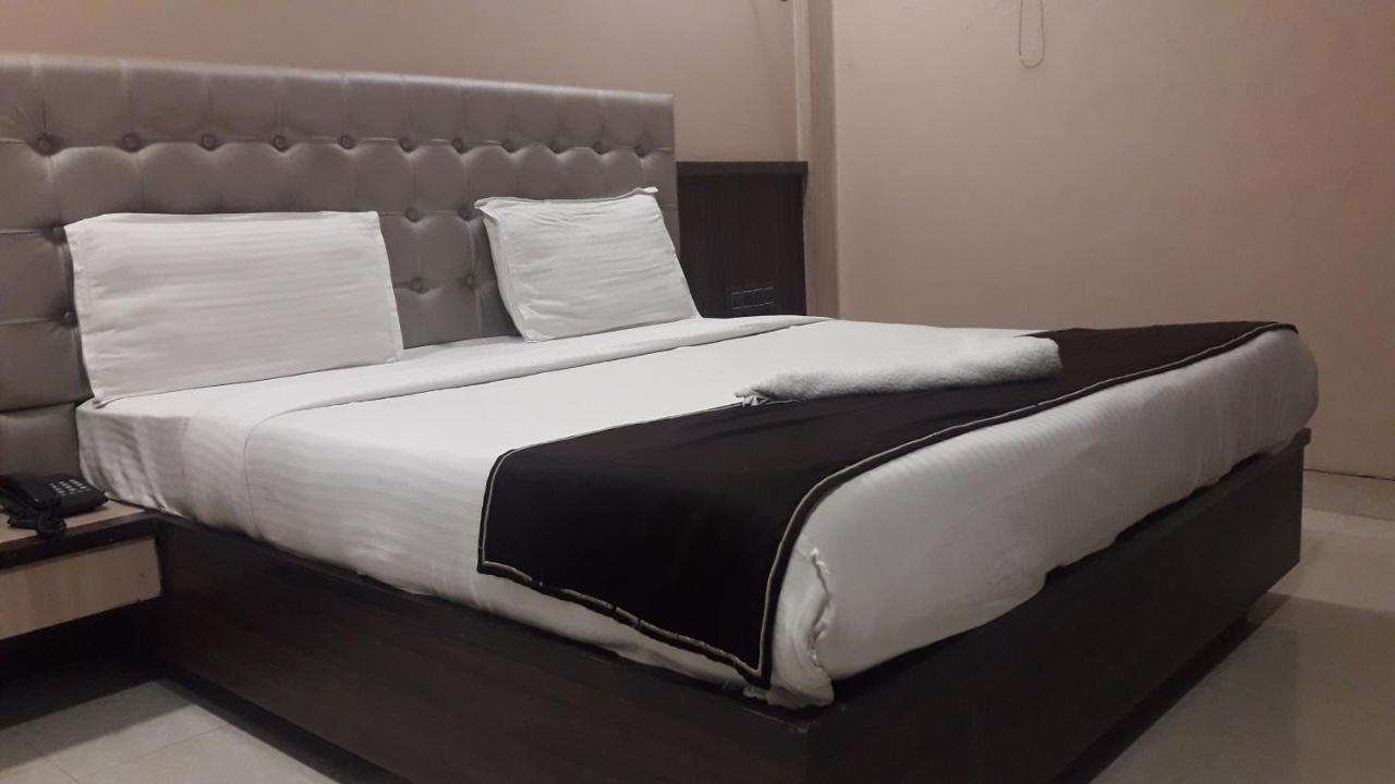 Shine Hospitality Crown Mumbai