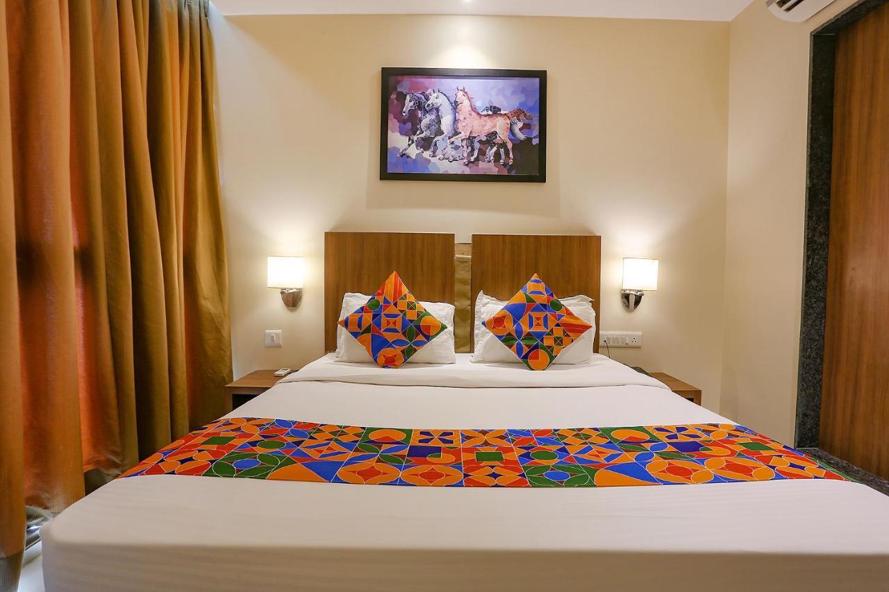 Fabhotel Royal International 3* Mumbai