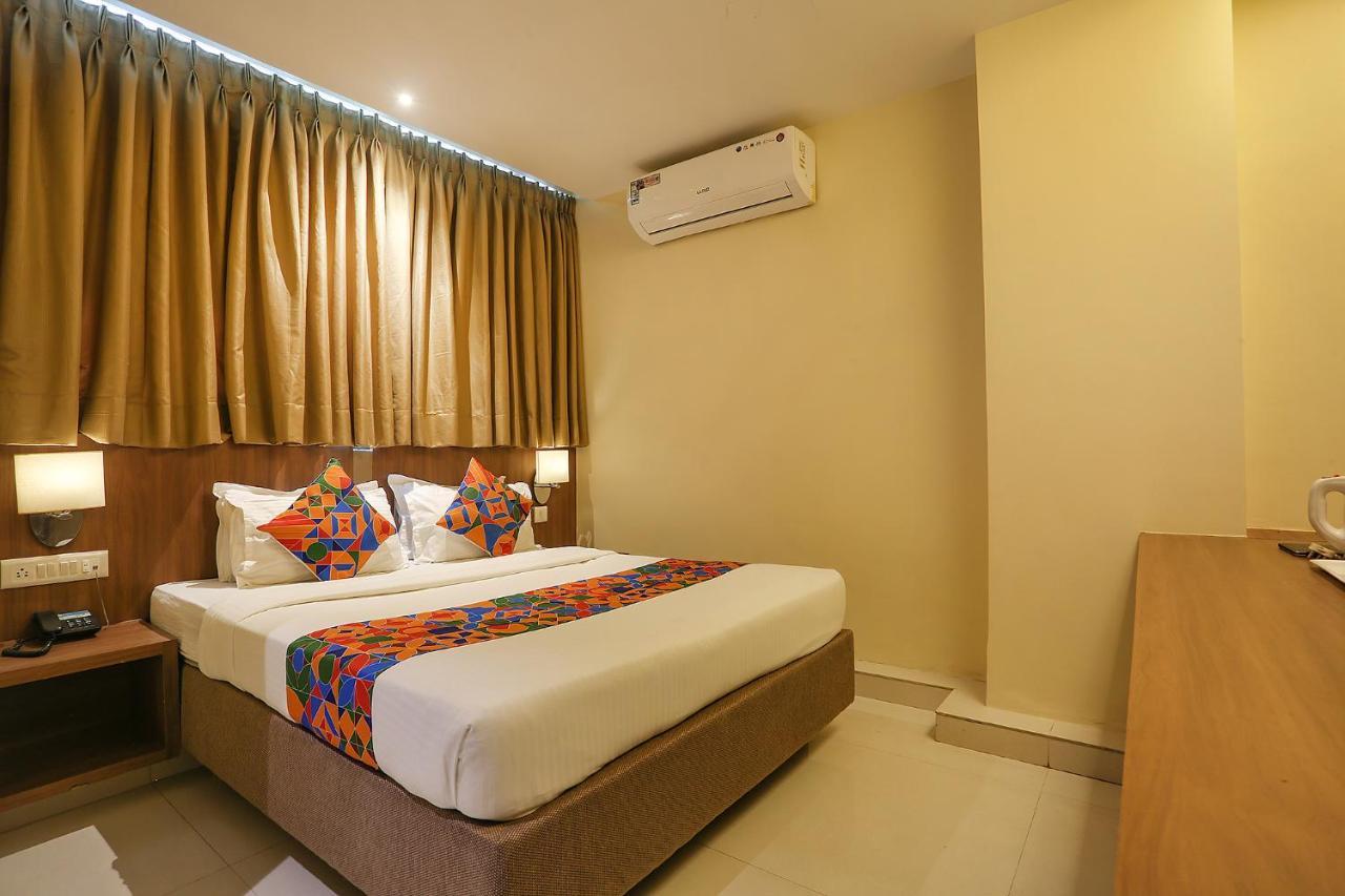 Fabhotel Royal International