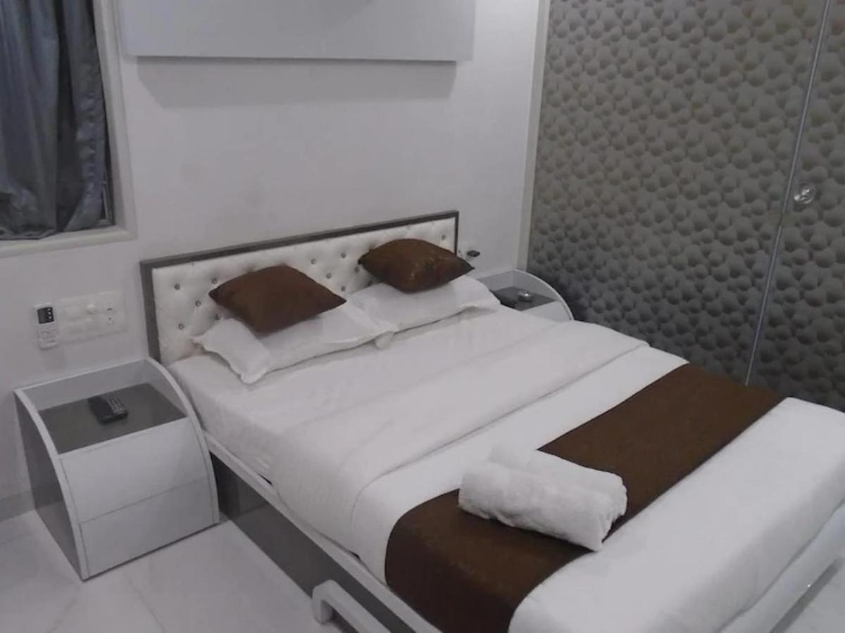 Hotel Fabexpress Satellite