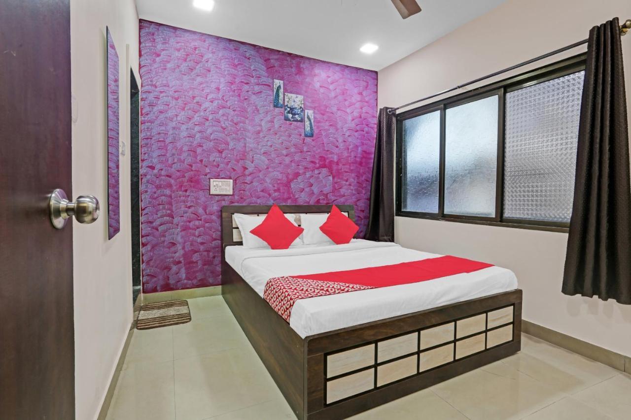 Oyo 85804 K D Palace Hotel Mumbai