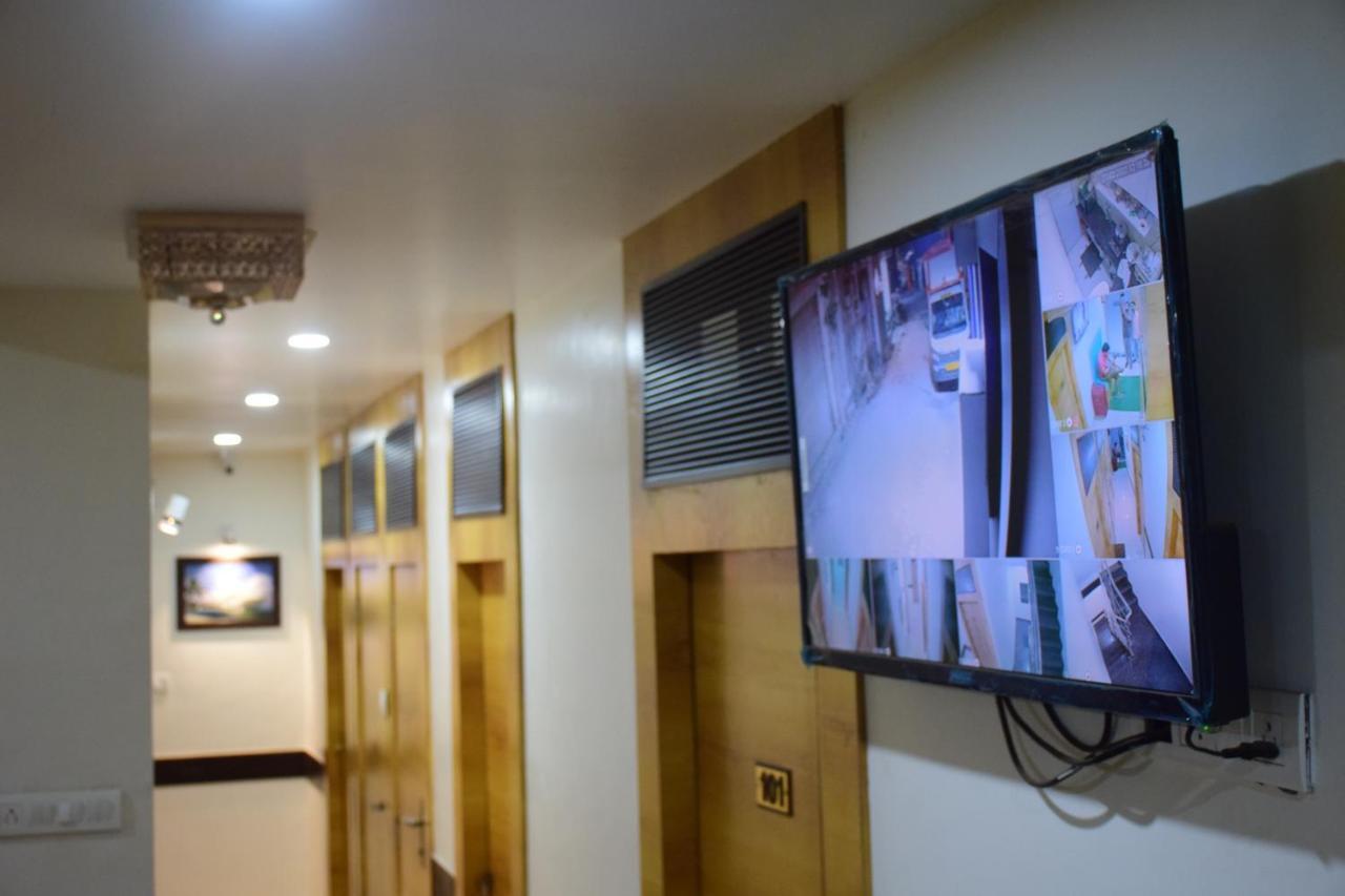 Hotel Gateway Suites *