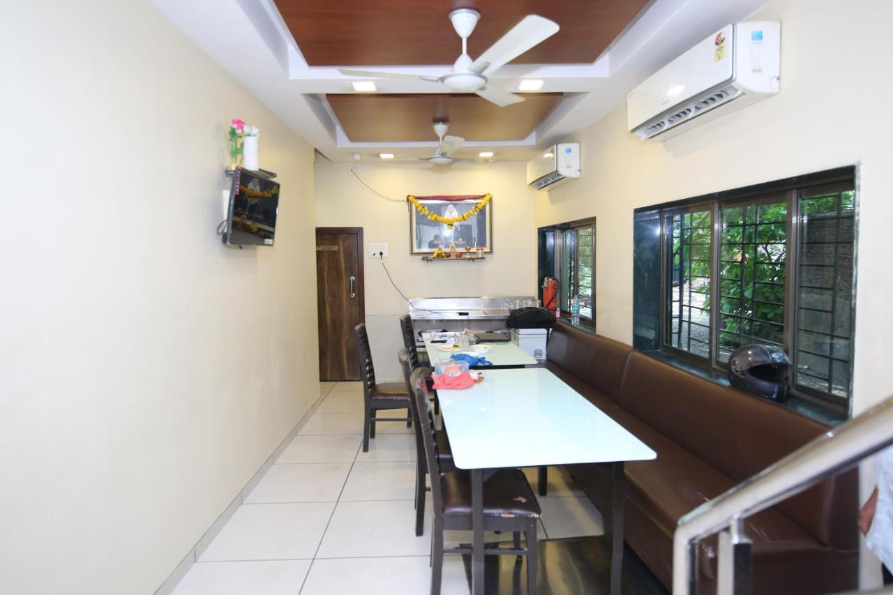 Hotel Super Collection O Airport Metro Andheri East Mumbai