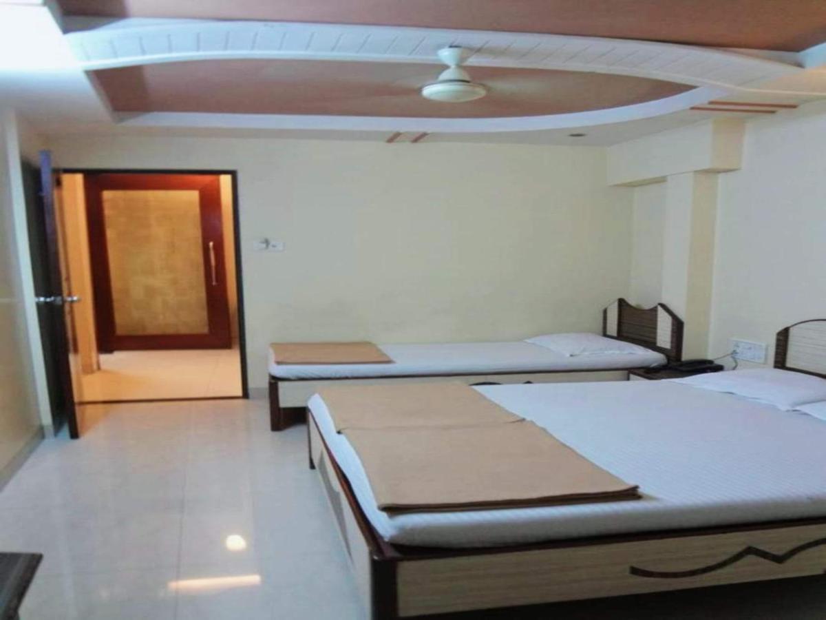 Hotel Broadway Colaba Mumbai
