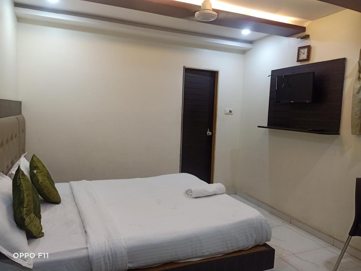 Hotel Bkc Palace