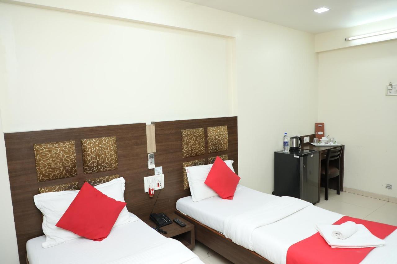 Hotel Risshi Residency Mumbai