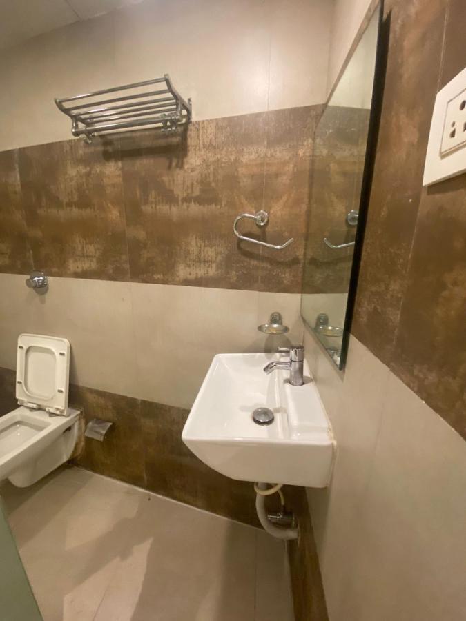 Garden Creek Residency - Near To International Airport Hotel
