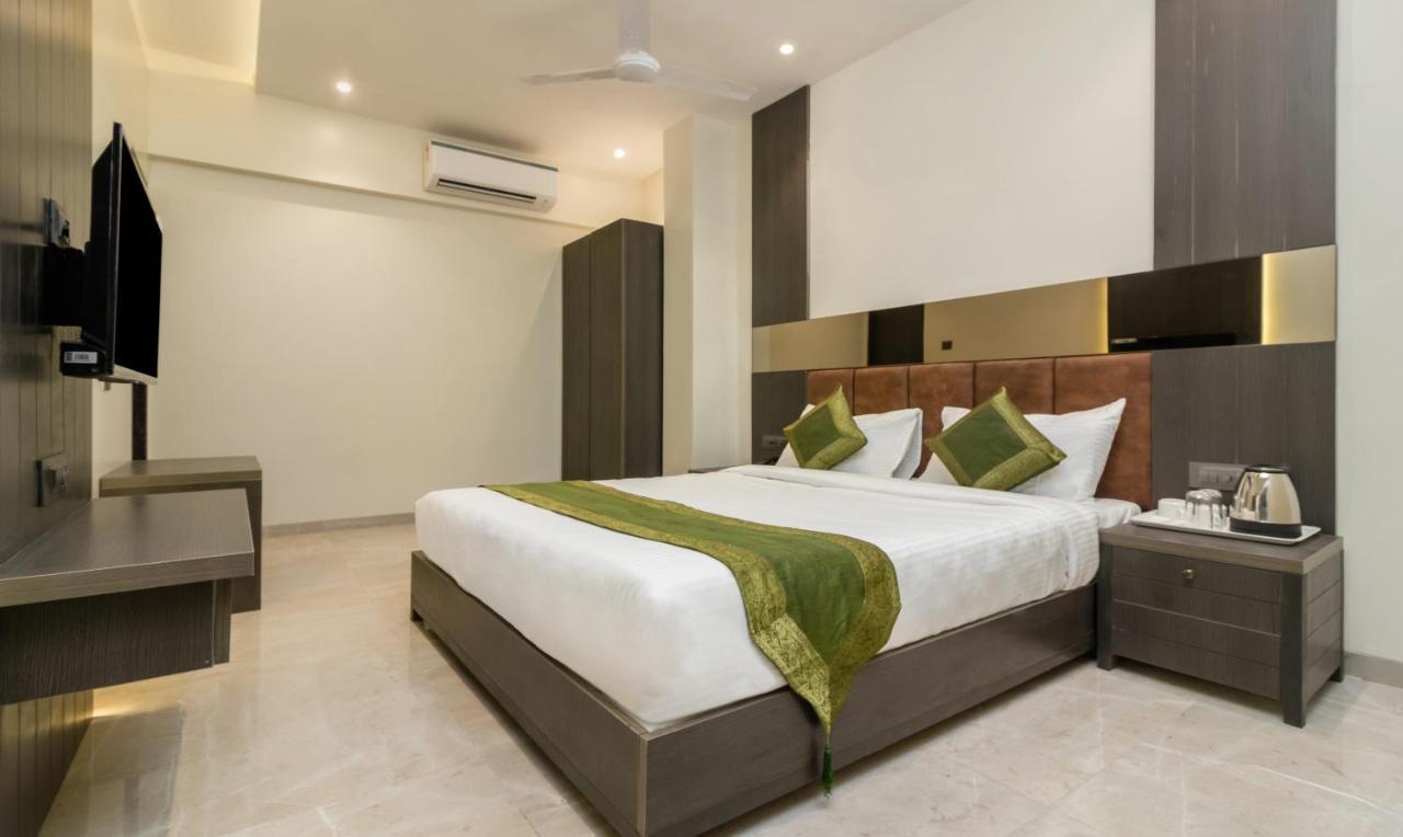 Oyster Andheri West 3* Mumbai
