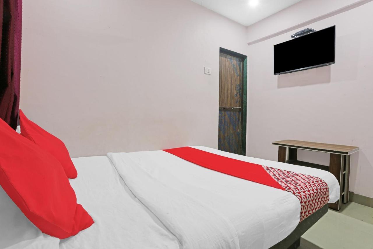 Oyo 85835 Saachi Mumbai