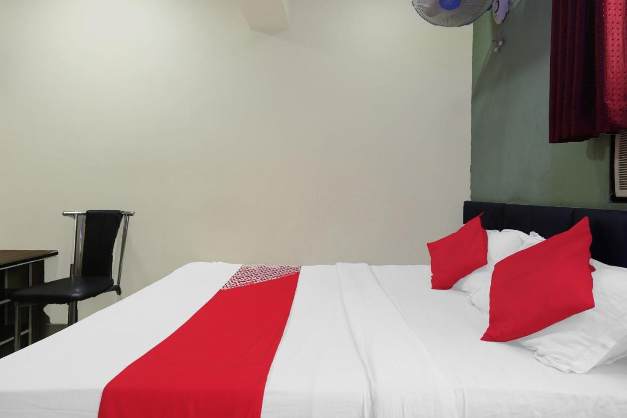 Oyo 85835 Saachi Mumbai