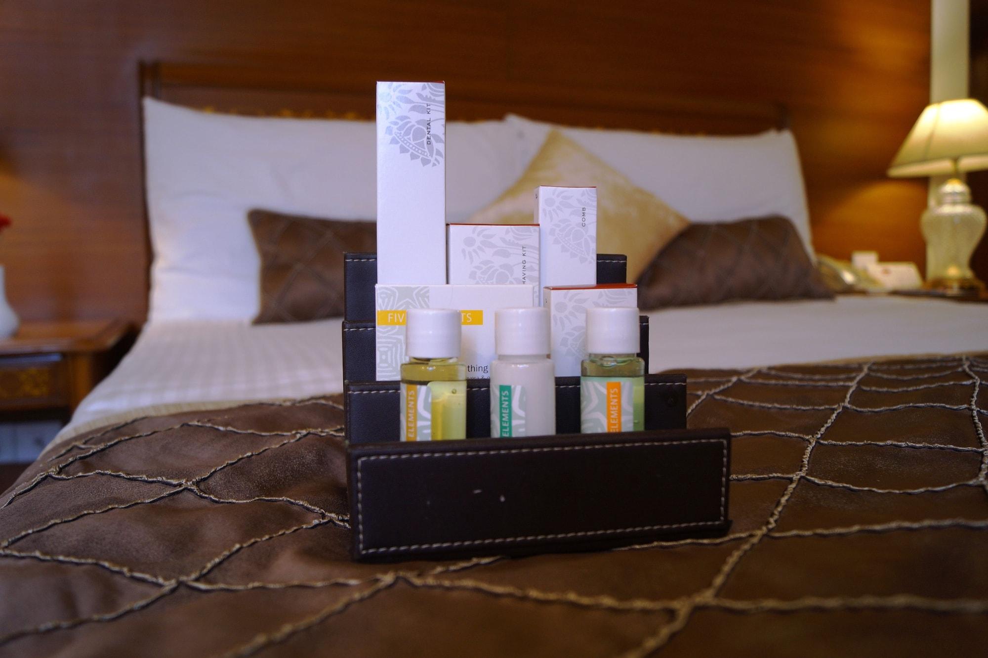 Hotel The Ambassador, Marine Drive,