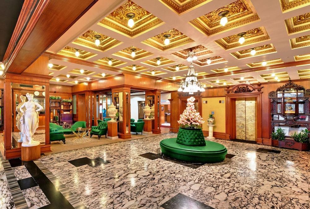 The Ambassador, Marine Drive, 4* Mumbai